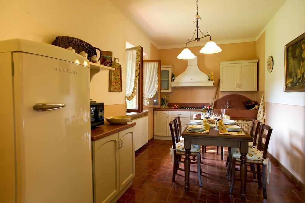 Agriturismo Podere Poggio Ai Cieli San Gimignano Cameră foto