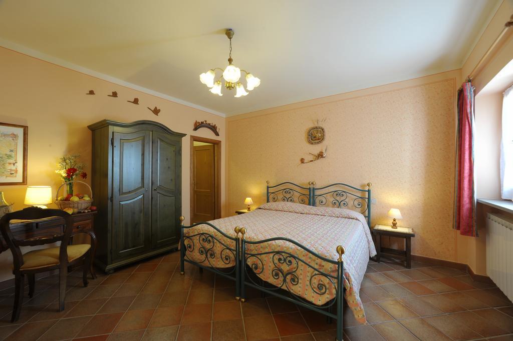 Agriturismo Podere Poggio Ai Cieli San Gimignano Cameră foto